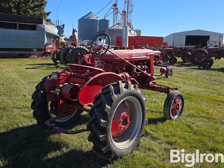 1948-farmall-super-a-2wd-tractor-image-5