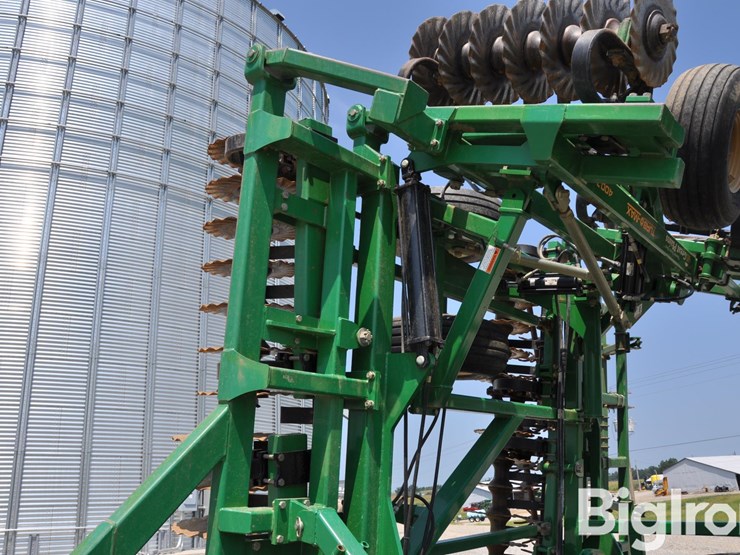 great-plains-4000tm-image-18