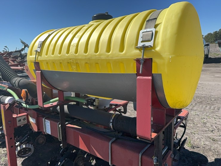 agco-white-8700-image-25