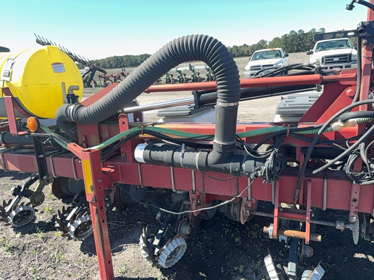 agco-white-8700-image-31