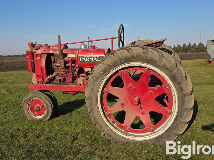 1939-farmall-f-14-2wd-tractor-image-8