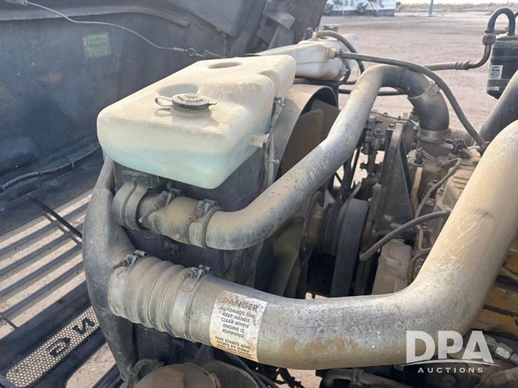 2000-caterpillar-10-image-54