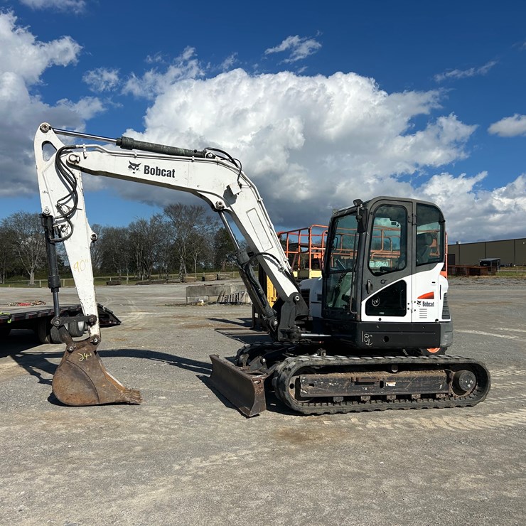 2017 BOBCAT E85