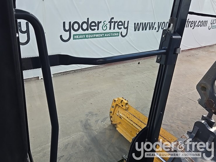 2017-deere-872g-image-158