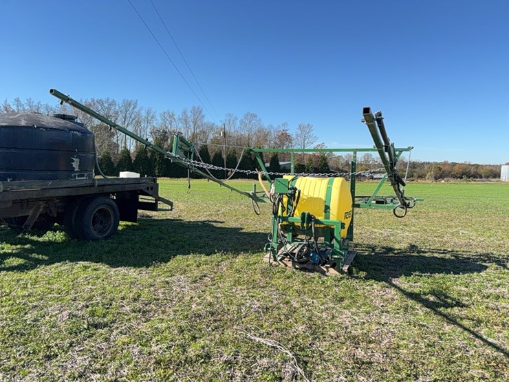 reddick-sprayer-–-looks-like-new,-hy￼-pro-pump,-controller,-must-see!-located-at-107-jernigan-swamp-rd.-in-ahoskie,-north-carolina-image-5