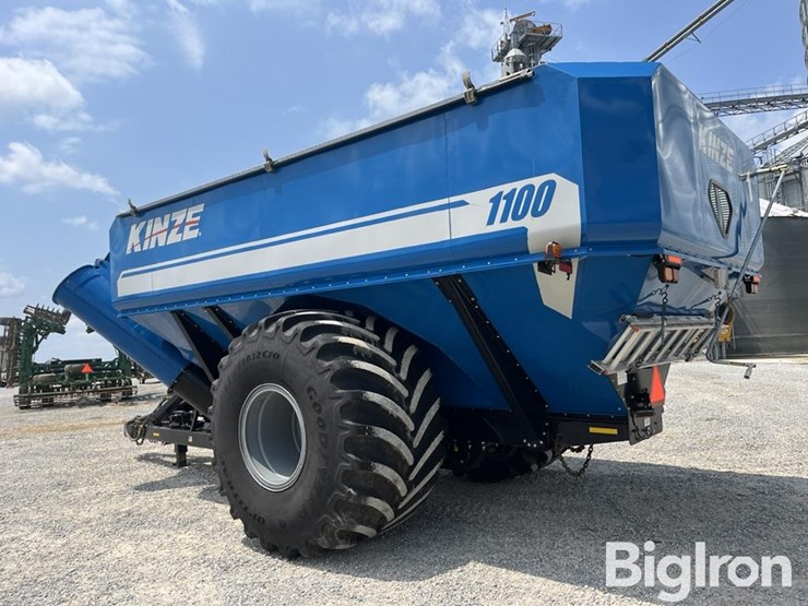2014-kinze-1100-image-7