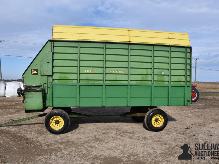 john-deere-716-image-8