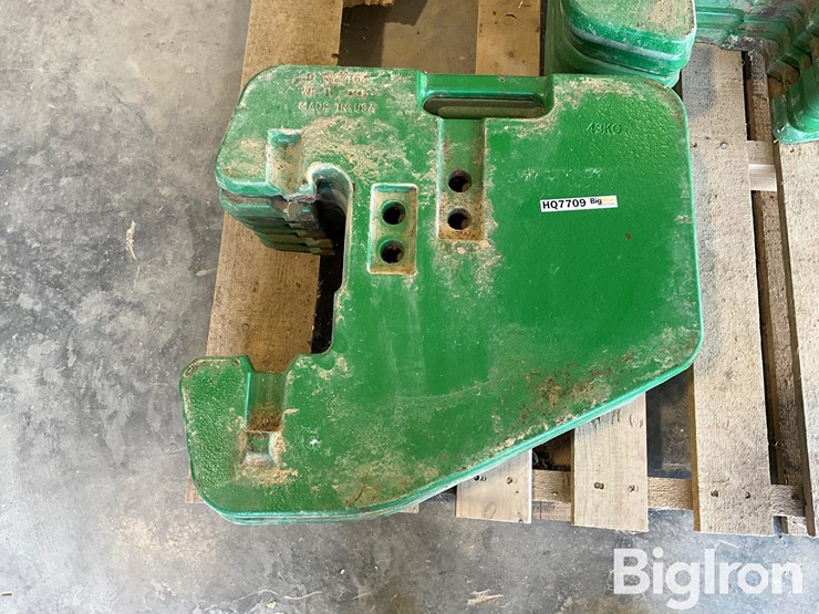 john-deere-12-image-9