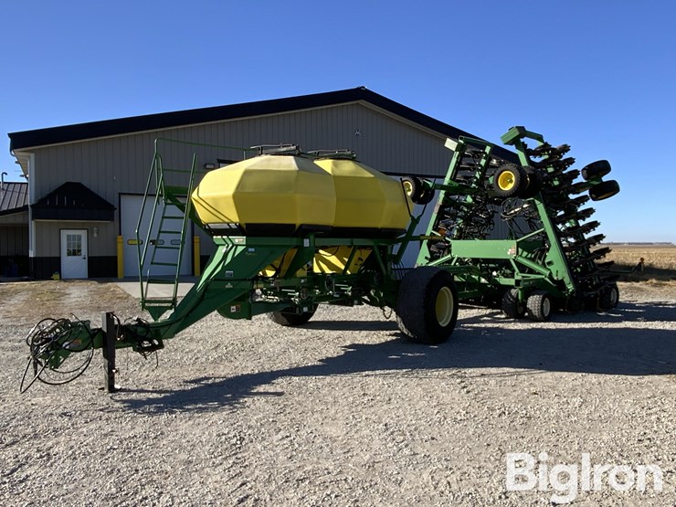 john-deere-1860-image-1