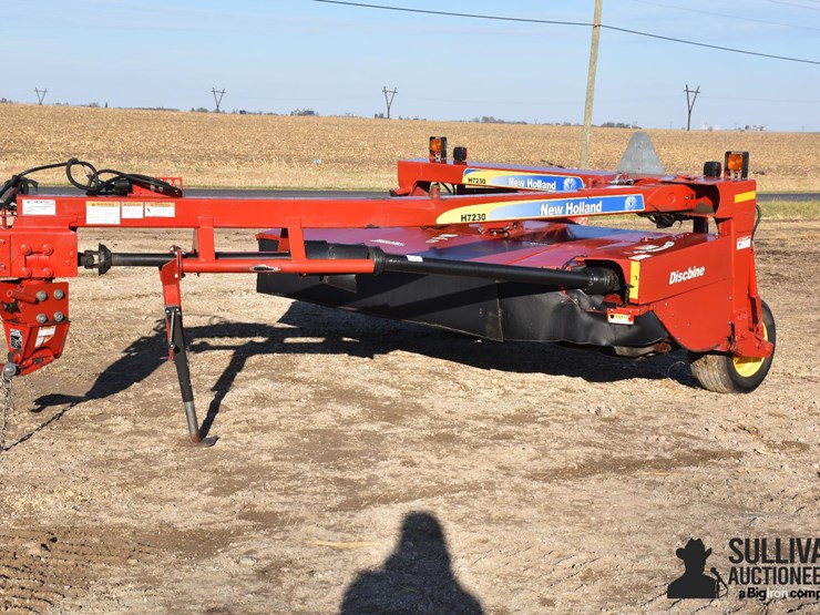 2013-new-holland-h7230-image-1