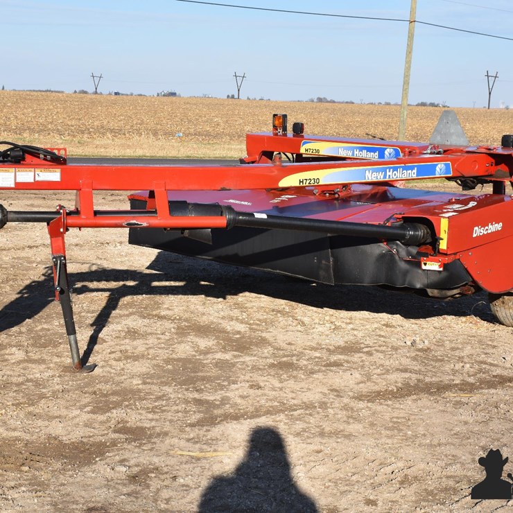 2013 NEW HOLLAND H7230