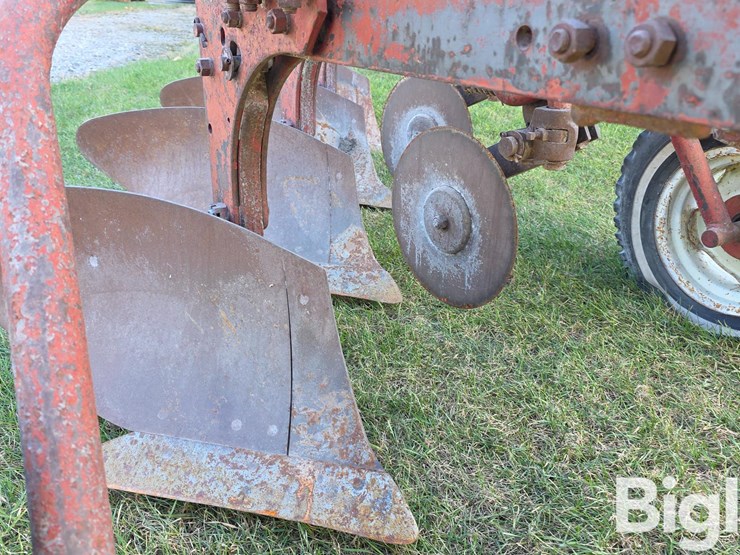 4-bottom-plow-image-17