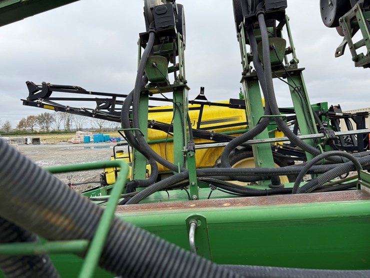 john-deere-1790-image-36