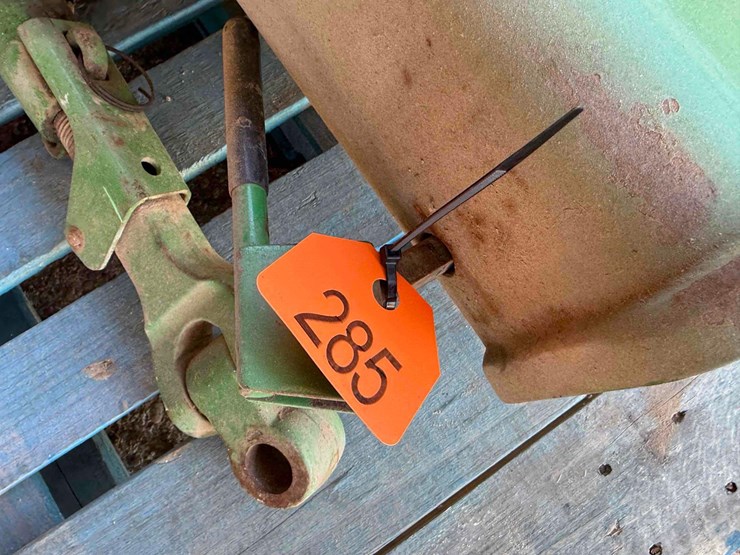 john-deere-quick-hitch-image-11