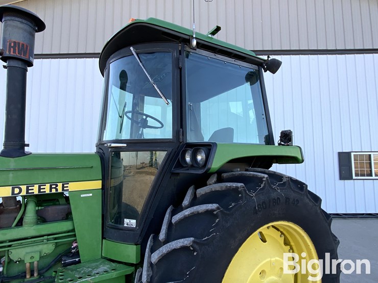 1988-john-deere-4450-image-18