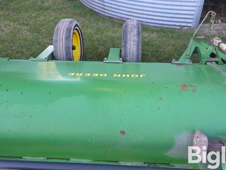 john-deere-27-image-13