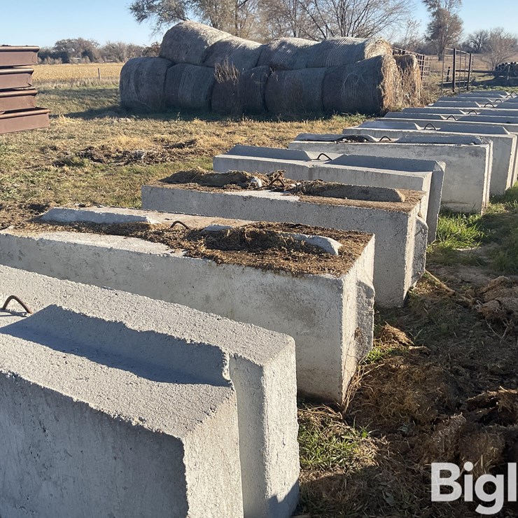 Concrete Stackable Blocks