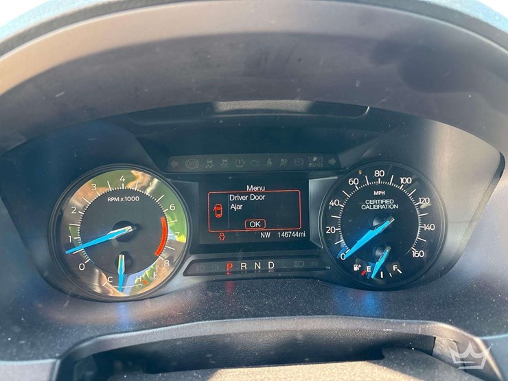 2017-ford-explorer-image-7