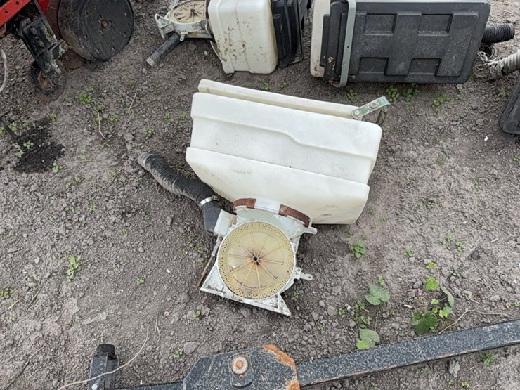 agco-white-8700-image-5