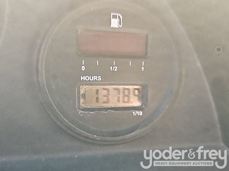 2021-club-car-carryall-1700-image-36