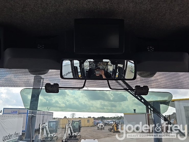 2017-deere-872g-image-155