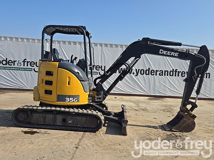 2020-deere-35g-image-6