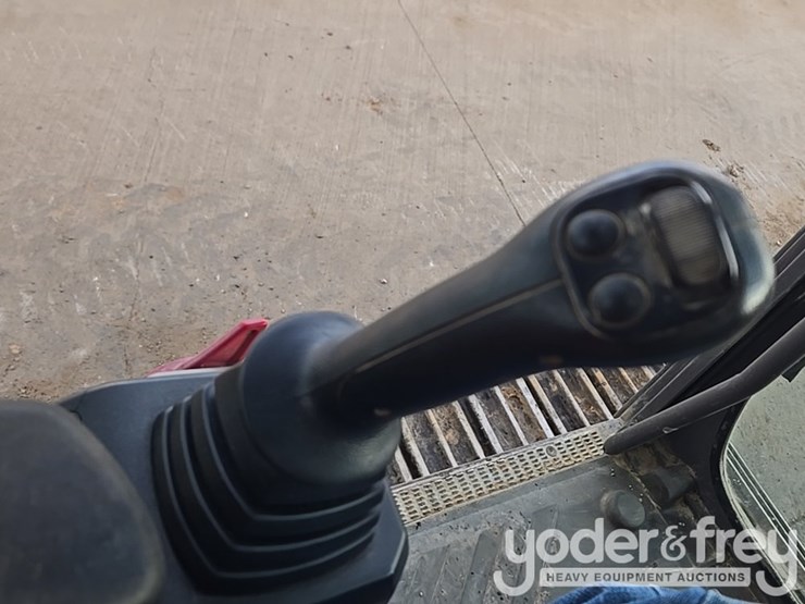 2019-volvo-ec200el-image-147