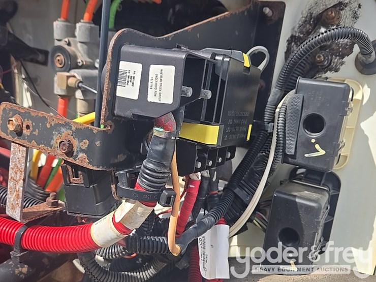 2015-international-4300-sba-image-90