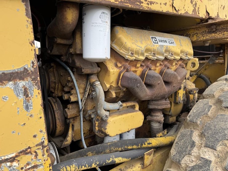 caterpillar-3208-image-26
