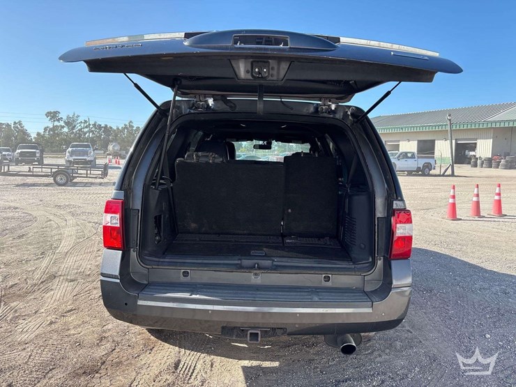 2016-ford-expedition-image-19