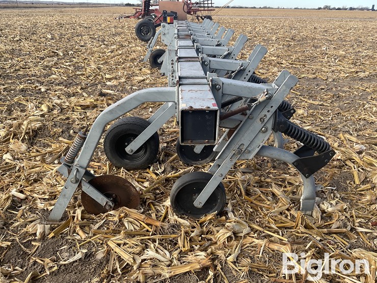 hiniker-cultivator-image-8