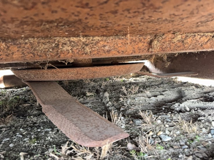 2008-caterpillar-60-image-16