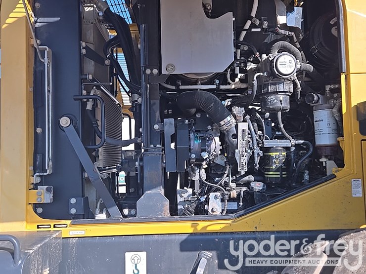 2018-komatsu-wa200-8-image-106