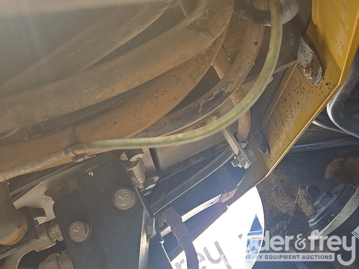 2018-komatsu-wa200-8-image-77