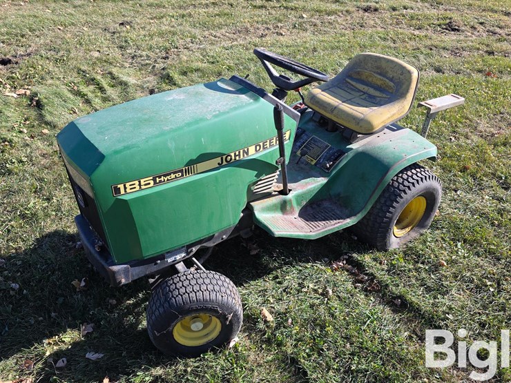 john-deere-285-image-1