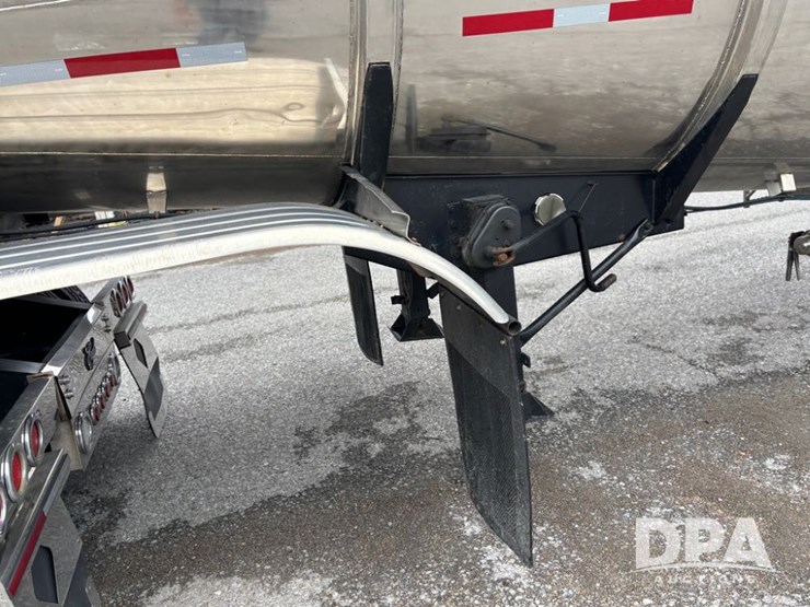 1982-trailmobile-trailer-image-24