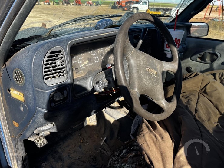 1997-gmc-sierra-2500-sl-image-7