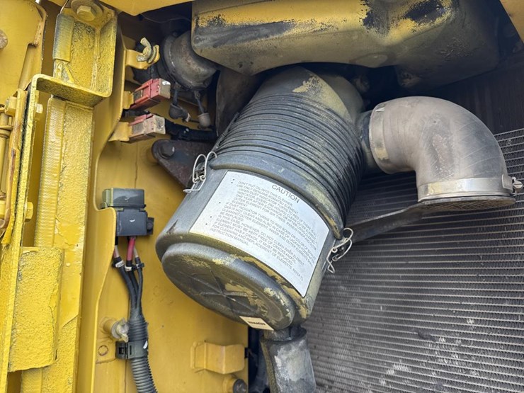 komatsu-pc138us-image-50