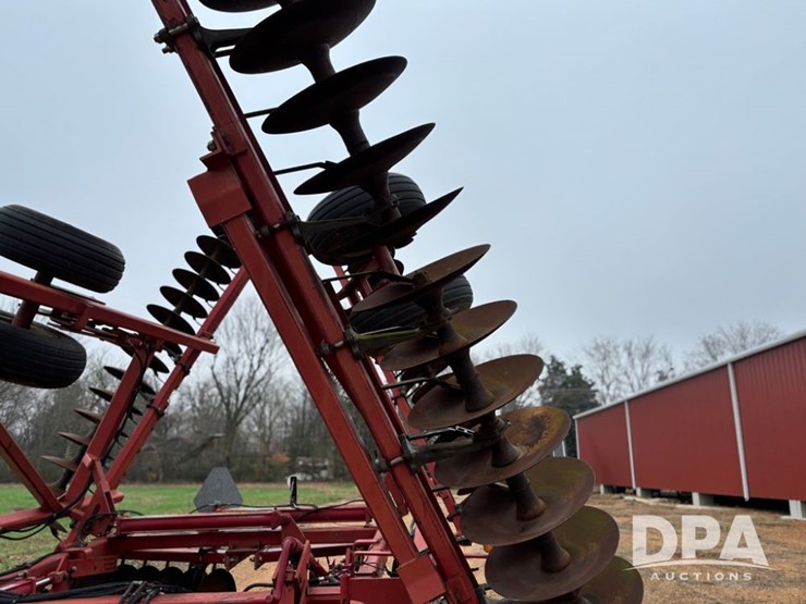 case-ih-3950-image-10