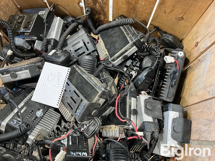 2-way-radios-image-6