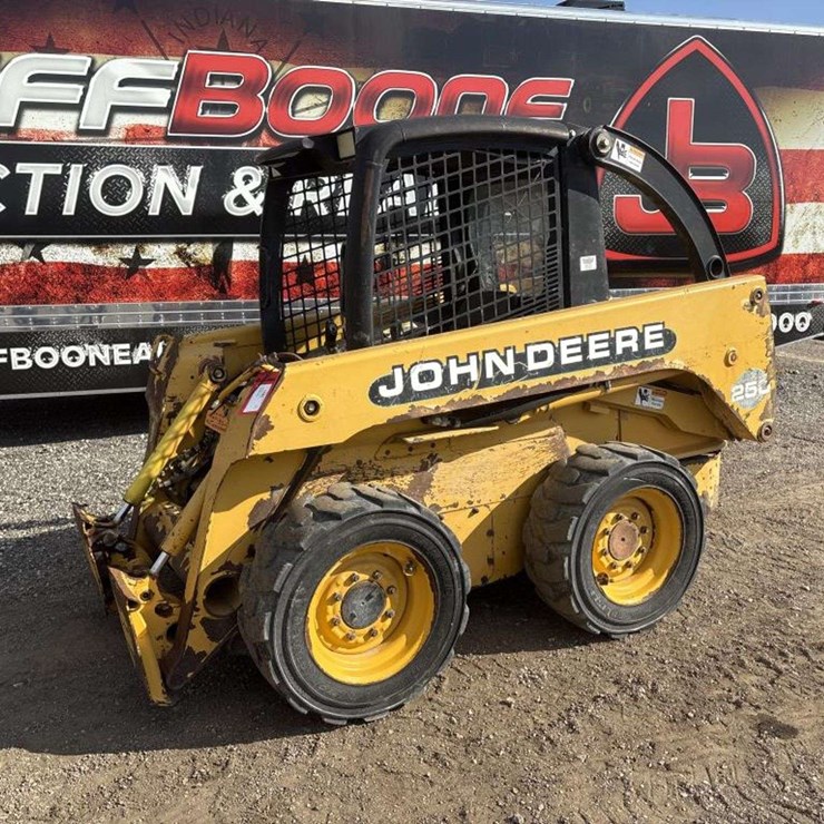 JOHN DEERE 250