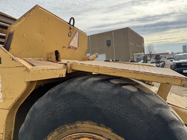 caterpillar-613b-image-21