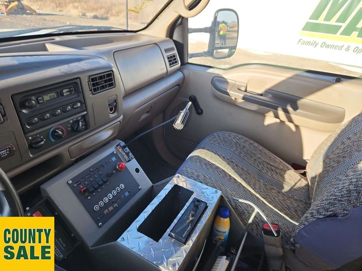 2000-ford-f550-sd-image-30