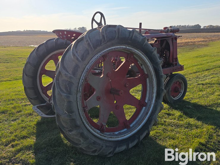 1939-farmall-f-14-2wd-tractor-image-5
