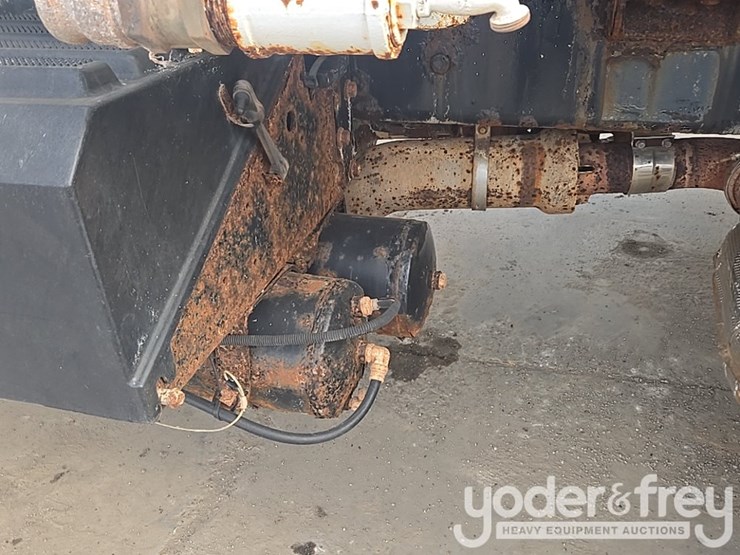 2015-international-4300-sba-image-16