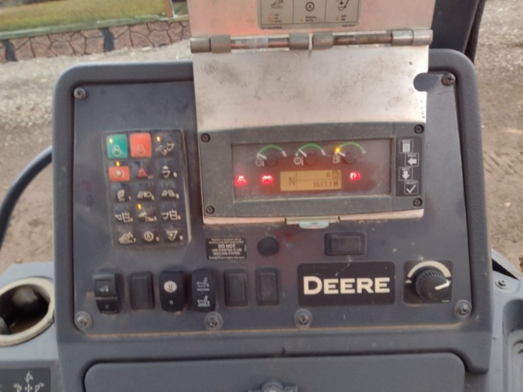 deere-310sl-image-7