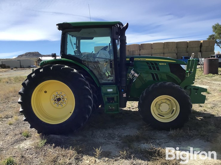 john-deere-6125r-image-4