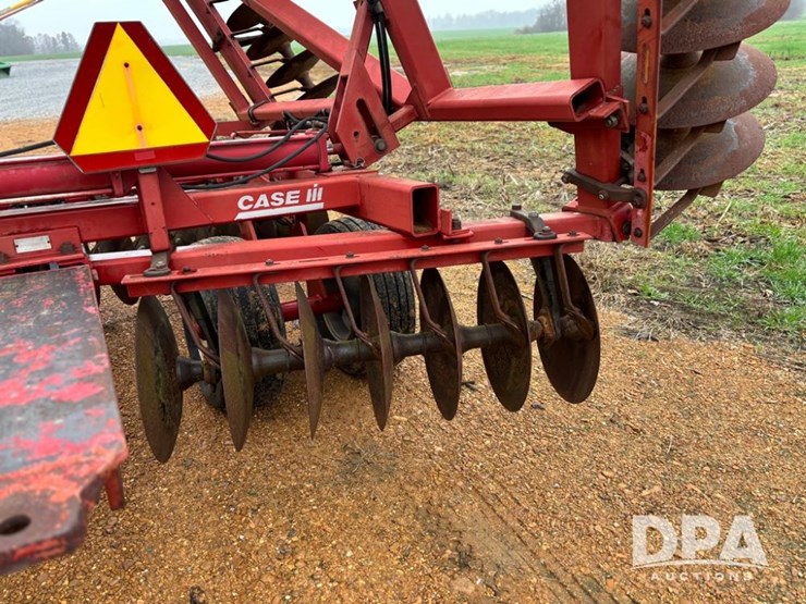 case-ih-3950-image-23