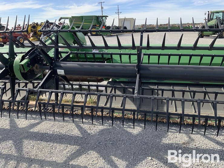 2020-john-deere-745fd-image-17