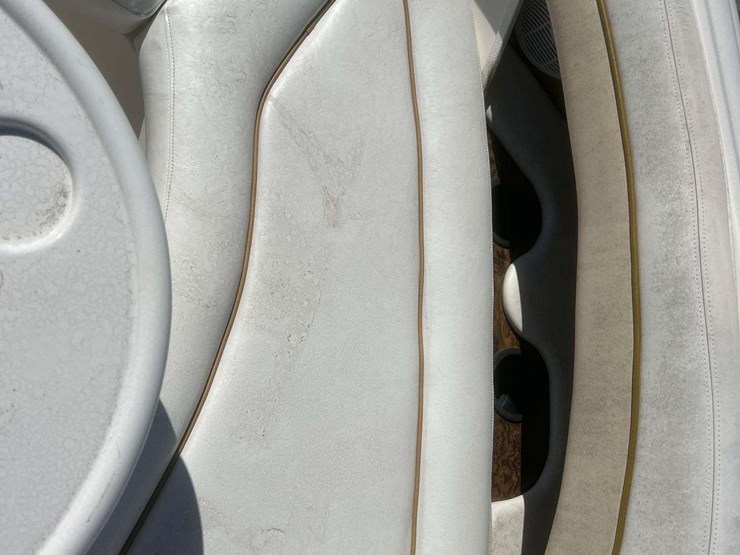 2003-sea-ray-slx-29'-image-14